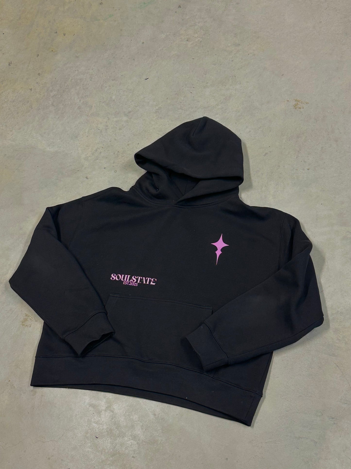 Exclusive "Pink on Black"